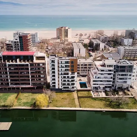 Riva Boutique * Mamaia